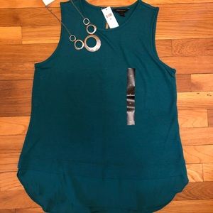 Women’s Banana Republic Layered look Tank